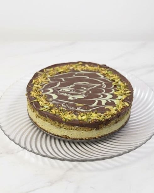 Pistachio Kunafa Cheesecake